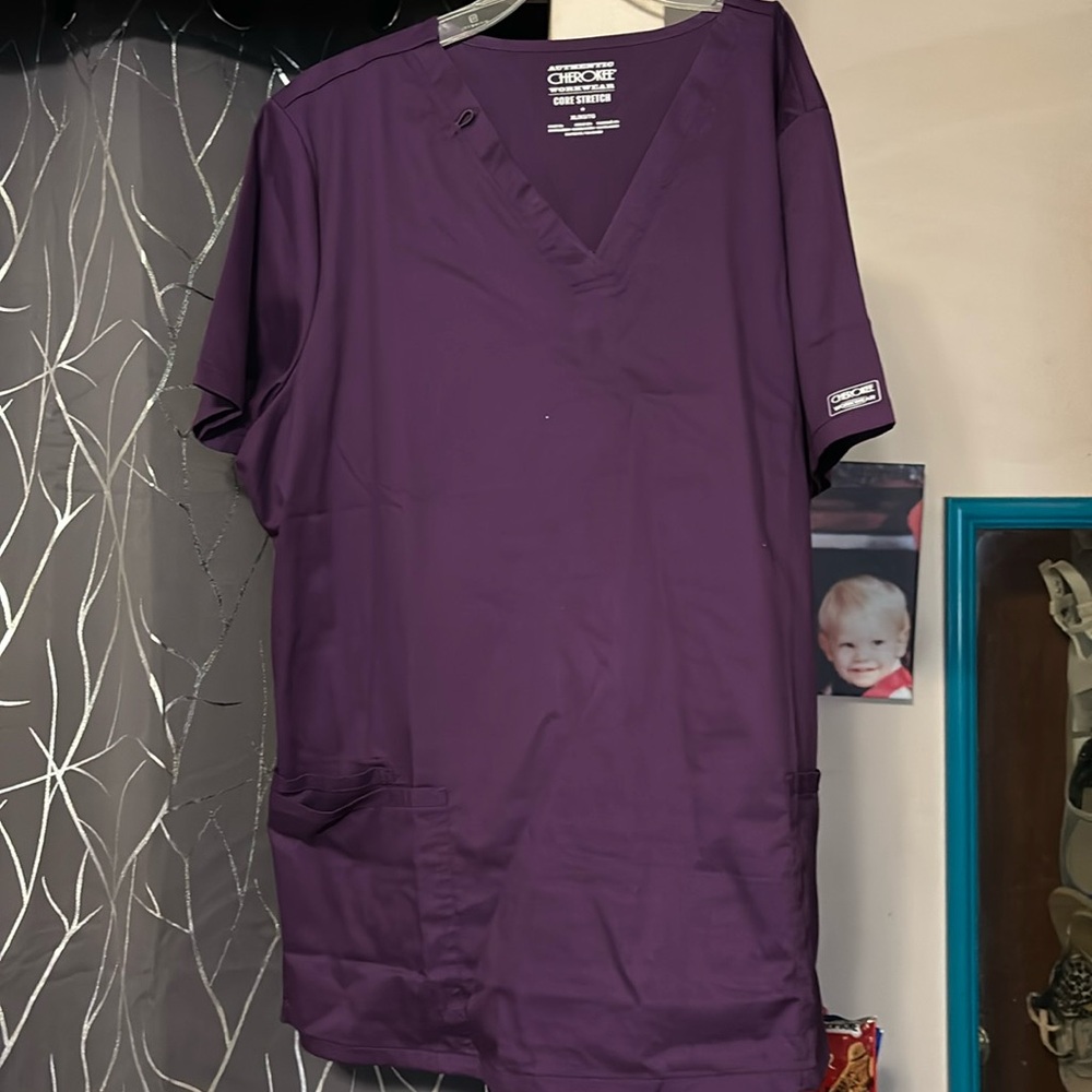 Eggplant color uniform top core stretch